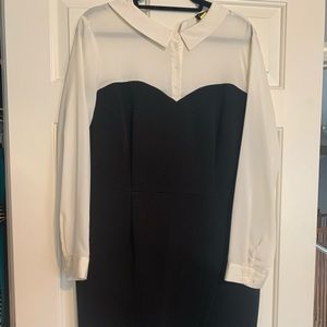 Black/white day/night dress w/sweetheart neckline